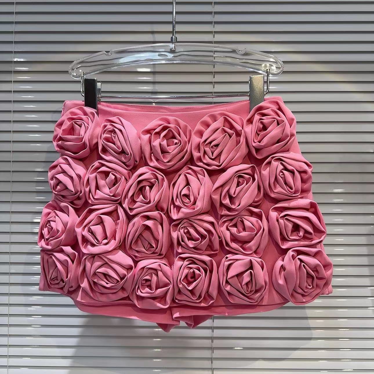 Women's Three-dimensional Flower Decoration Shorts