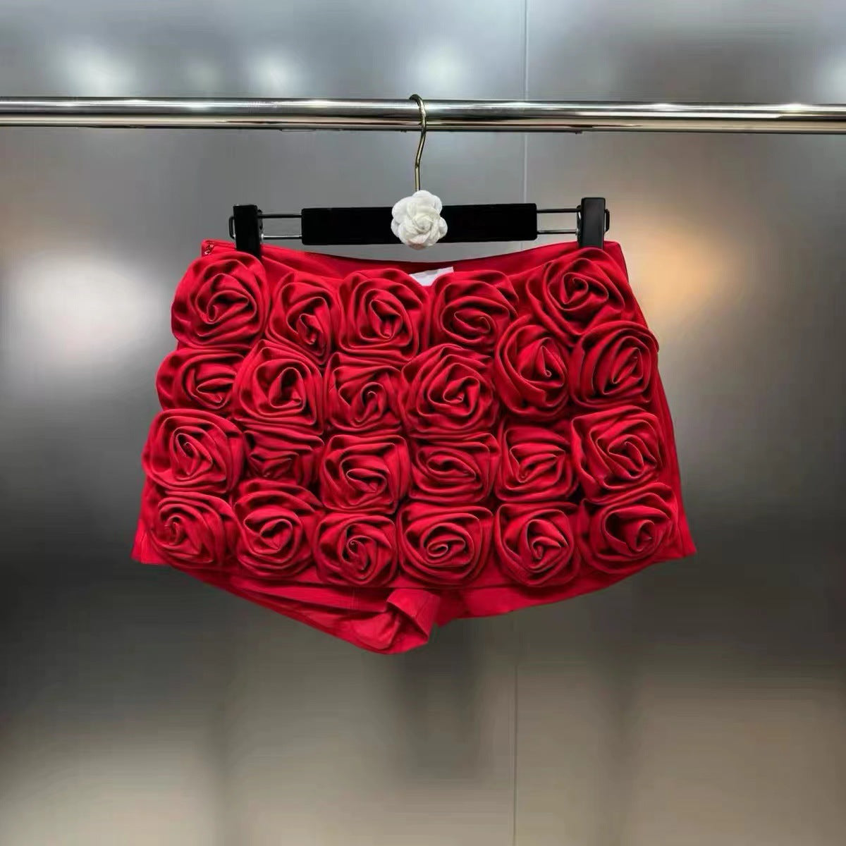 Women's Three-dimensional Flower Decoration Shorts