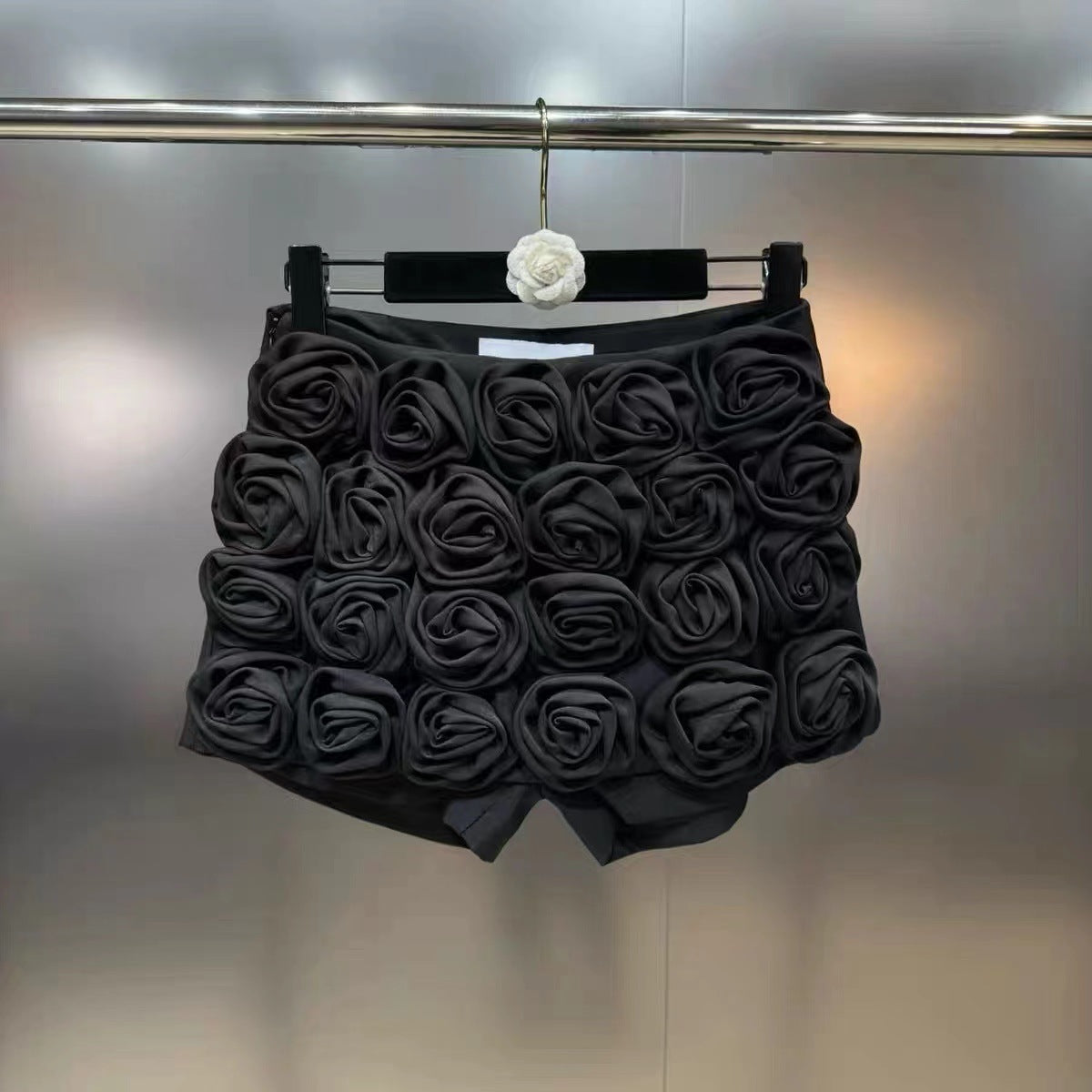 Women's Three-dimensional Flower Decoration Shorts
